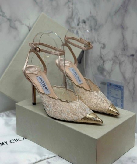 كعب JIMMY CHOO الترند