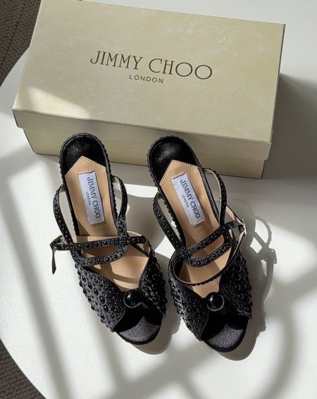 كعب JIMMY CHOO لولو